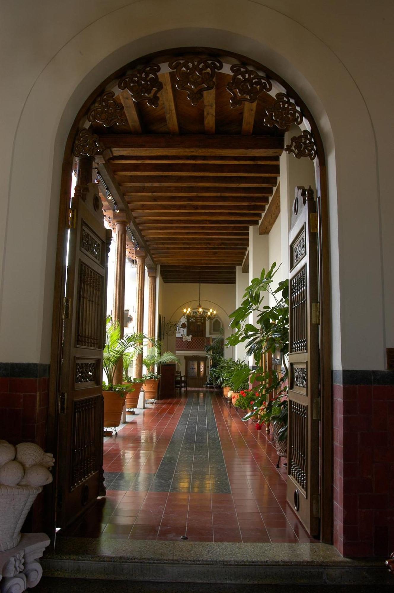 Hotel Mi Solar Centro Uruapan  Exteriör bild
