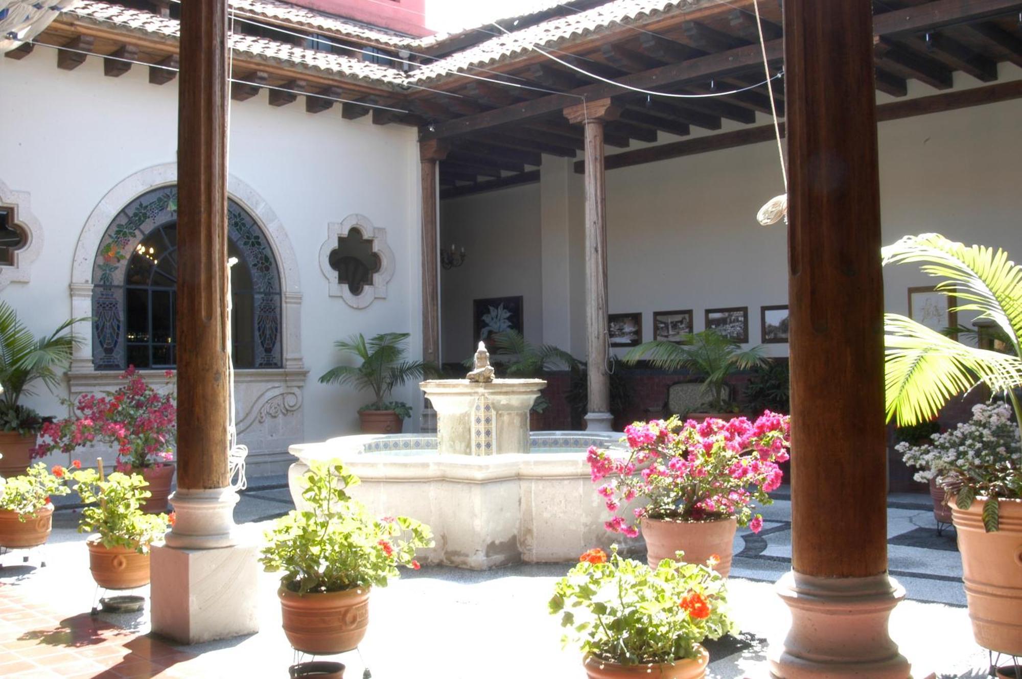 Hotel Mi Solar Centro Uruapan  Exteriör bild
